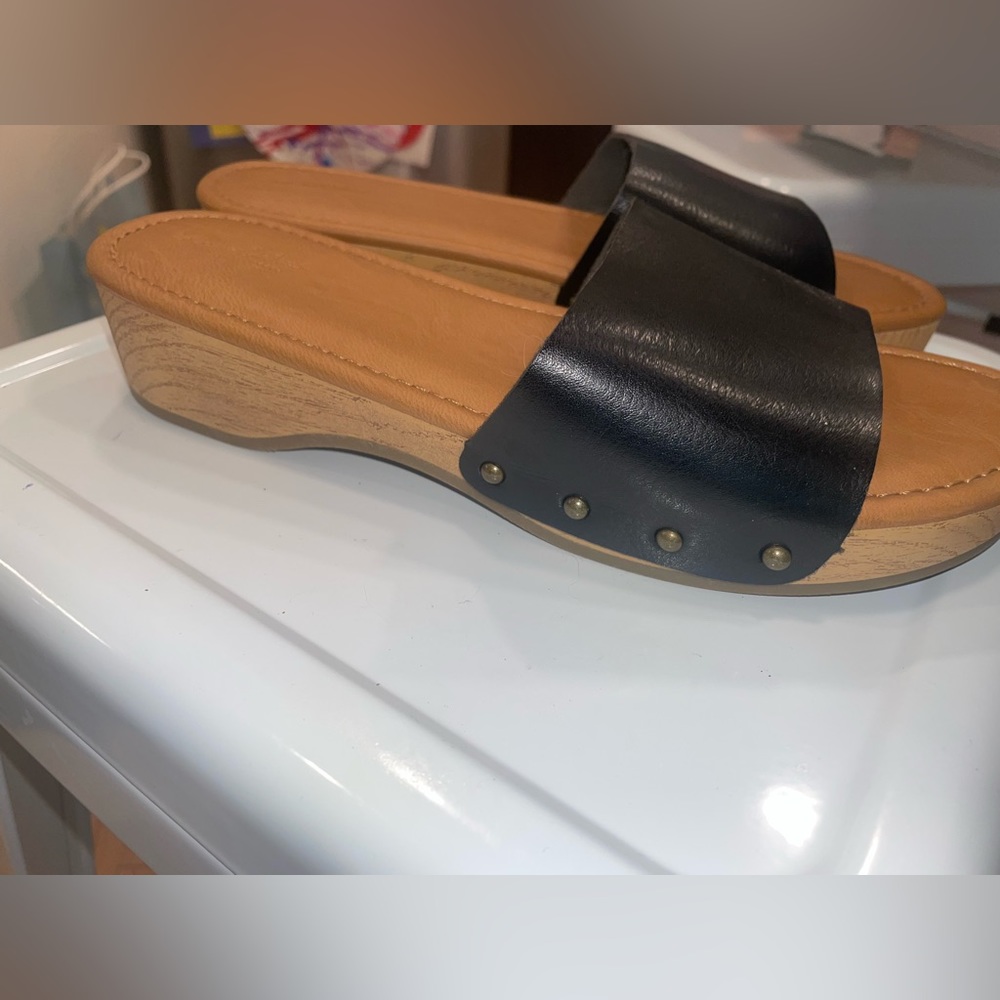 Womans slides